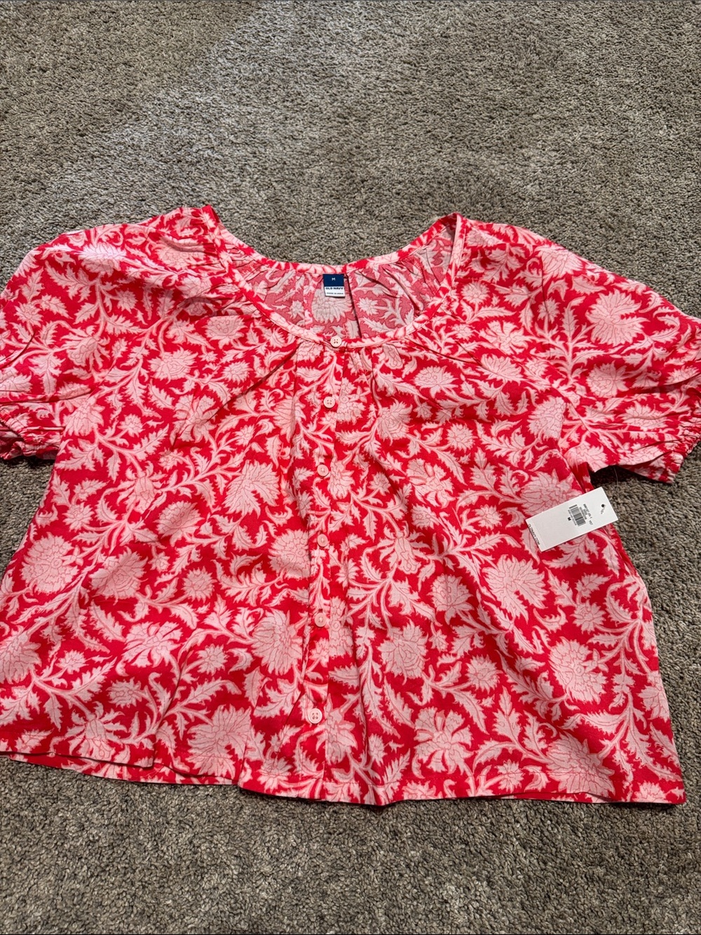 Old Navy Red and White Floral Button-Front Short Sleeve Top